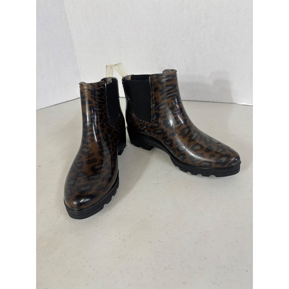 Seven7 Women's Leopard Print Rain Boots Ankle‎ Chelsea Style Size 10
